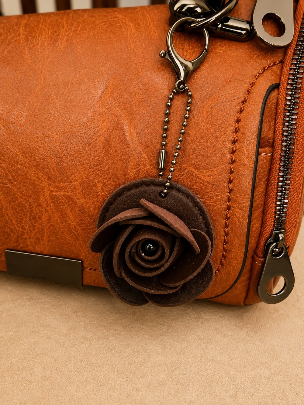 Retro Boston Barrel Bag - Picture 4 of 7